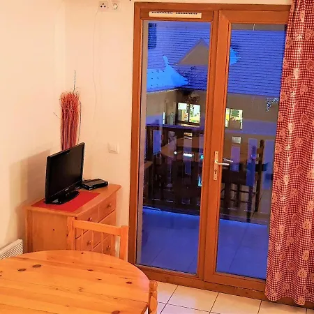 Apartment Joli 2 Pieces Renove Avec Balcon, Au Pied Des Pistes, Pour 4 Personnes, La Joue Du Loup - Fr-1-504-524