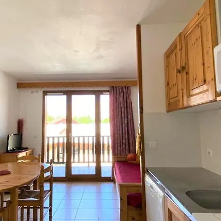 Joli 2 Pieces Renove Avec Balcon, Au Pied Des Pistes, Pour 4 Personnes, La Joue Du Loup - Fr-1-504-524